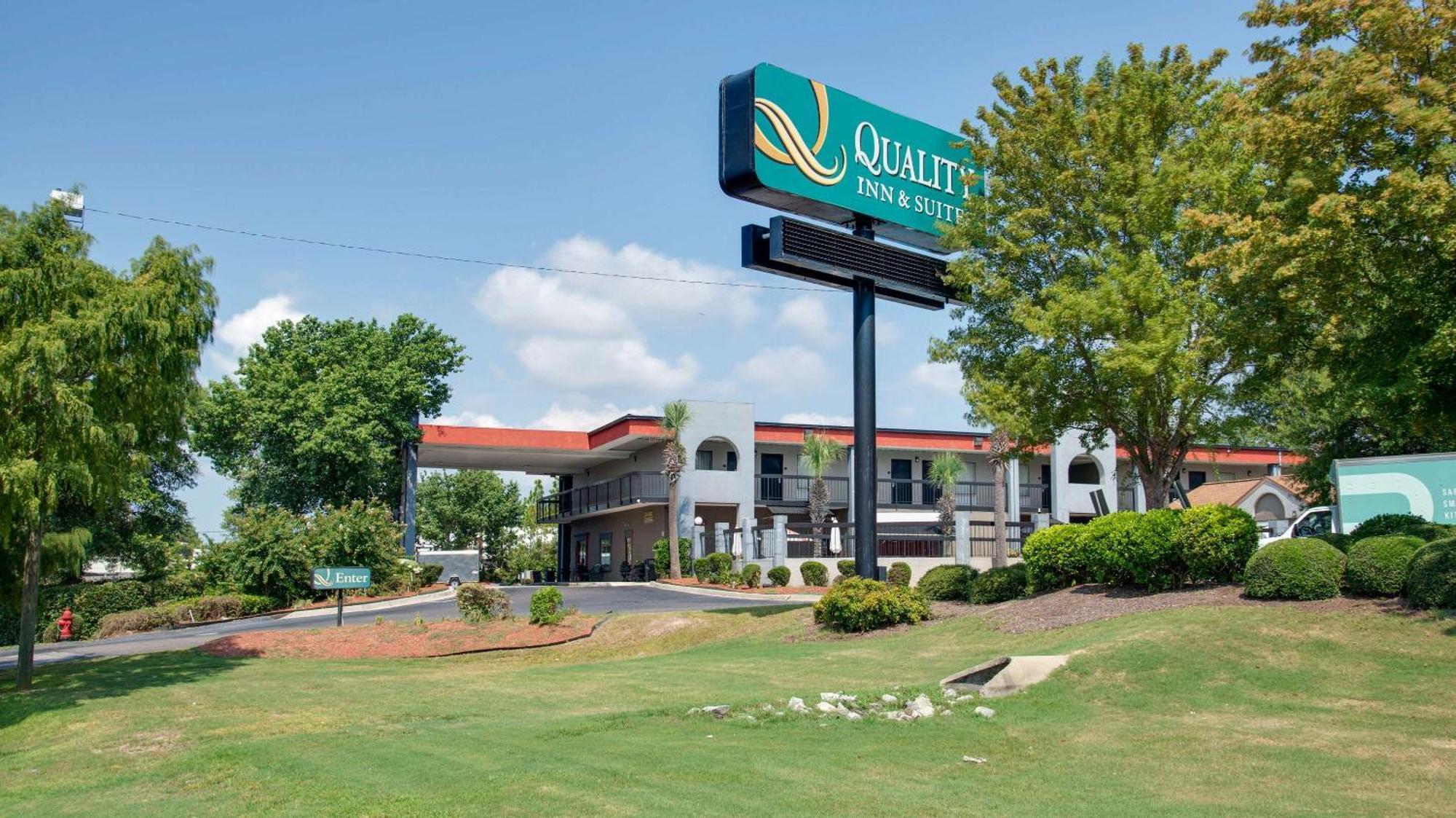 Quality Inn & Suites Aiken Esterno foto